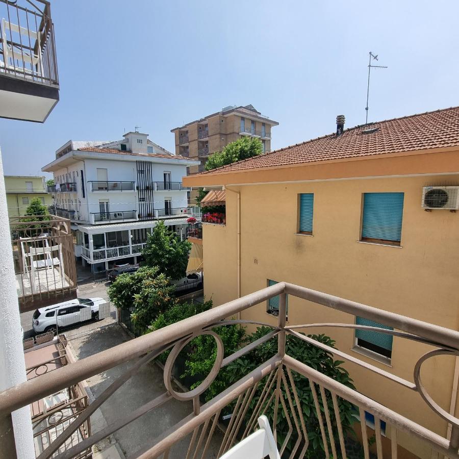 Residence Mare Ρίμινι Εξωτερικό φωτογραφία